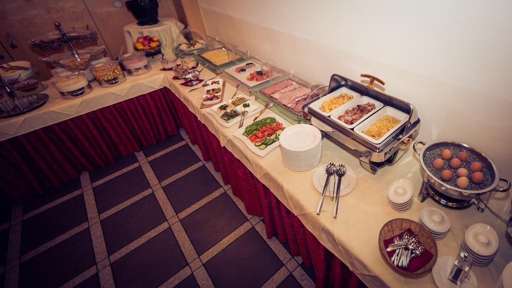 Hotel Bokan Exclusiv Graz Luaran gambar